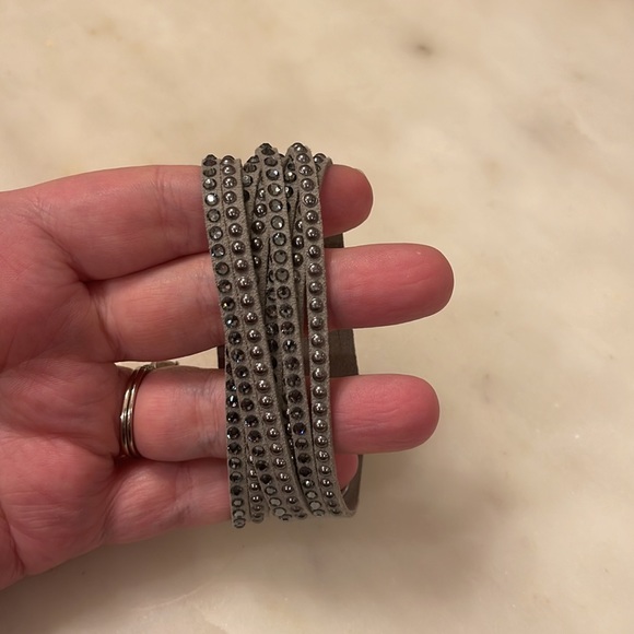 Swarovski grey crystal and silver stud multi-strand wrap around bracelet - Picture 3 of 5